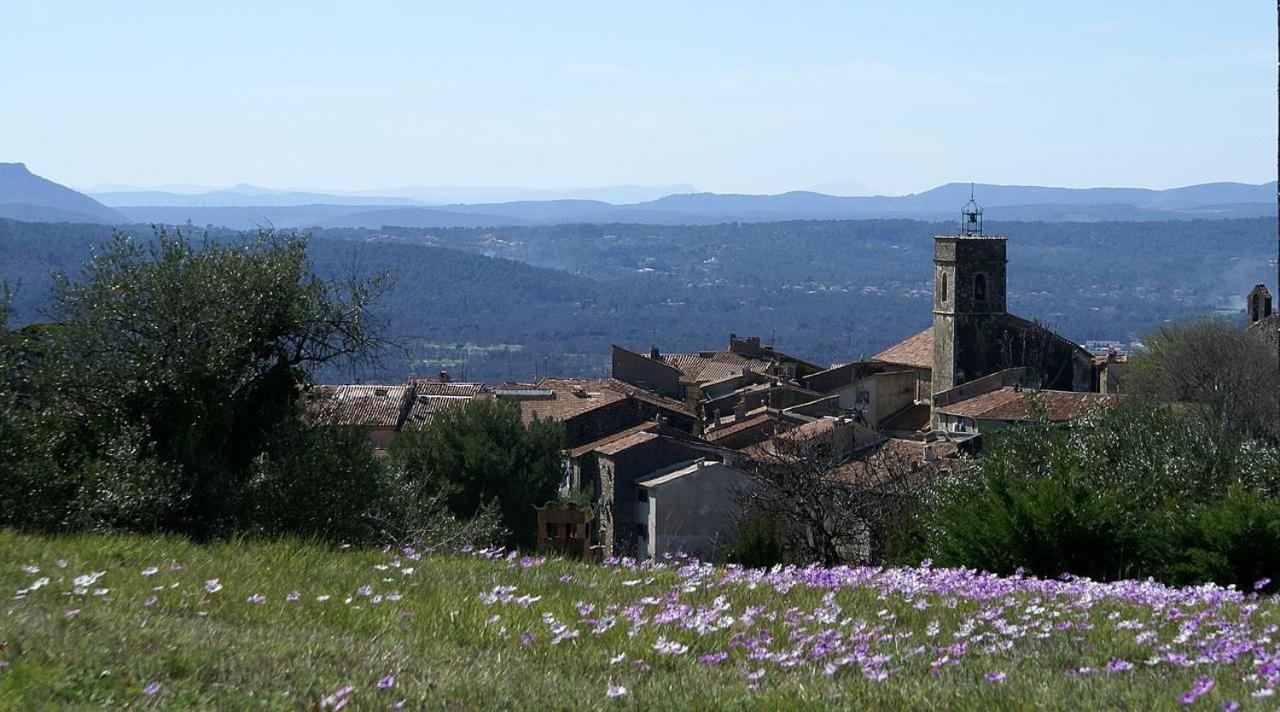 La Rose Des Vents Acomodação com café da manhã Montauroux Exterior foto